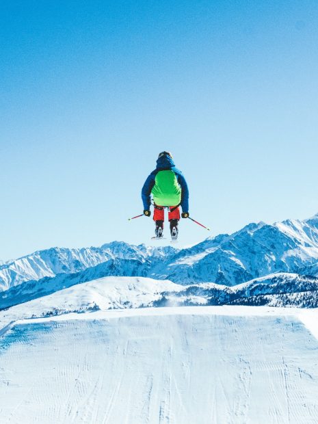 Hoogteziekte krijgen van skieen - maarten-duineveld-800070-unsplash