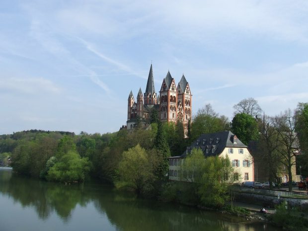 Dom kerk Limburg - Nederland, Zoover