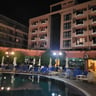 Moeder en dochter vakantie sunny beach-b12986d7-22ba-4ee1-a136-44541b3dbfc0